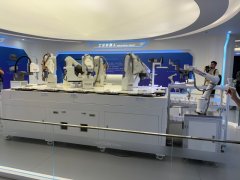 <b>只需要3-5人即可控条拉线的出产环境</b>